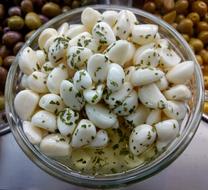 garlic and spices