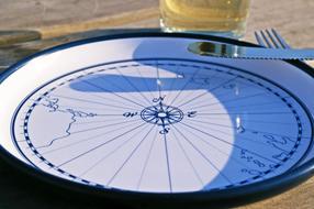 Maritime Dishes Compass