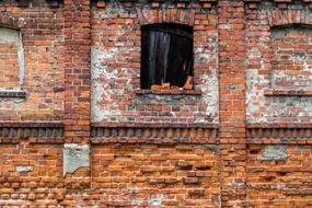 Lake Dusia Brick Wall