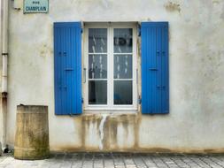 House Wall Window