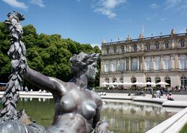 Fountain Statue Architecture