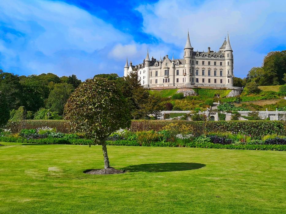 Castle Glamis Scotland Imposing