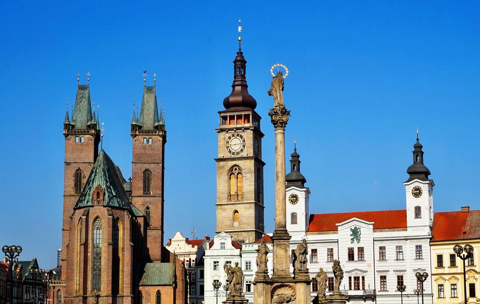 city of houses church