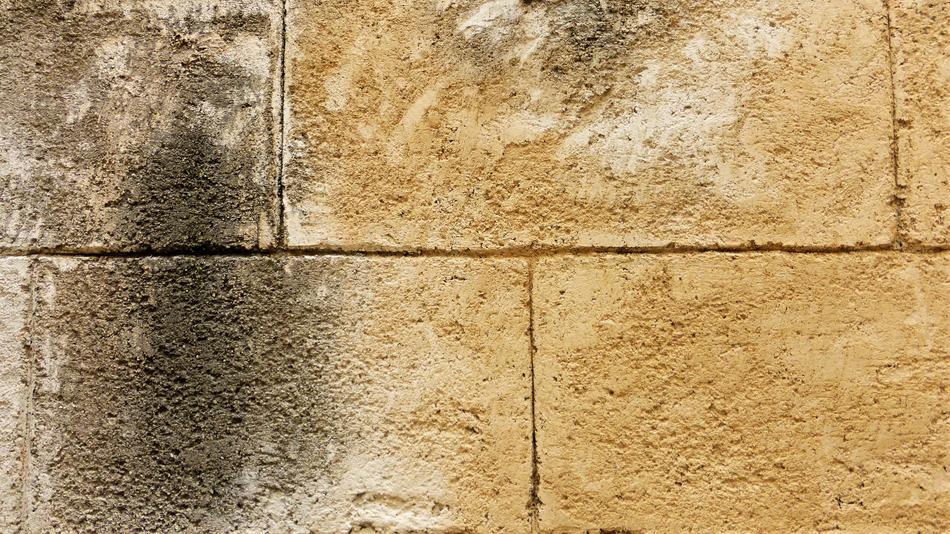 Aged Wall wallpaper