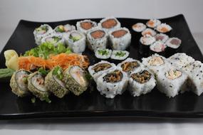 Combination rolls with rice