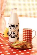 baked goods with cow milk