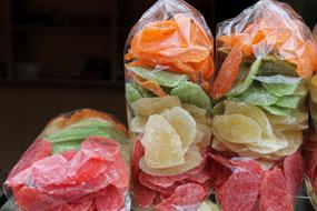 Packaged dried sweet fruits