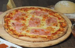 cheese pizza with meat