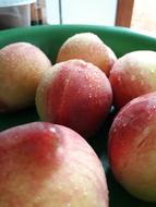 washed fresh peaches