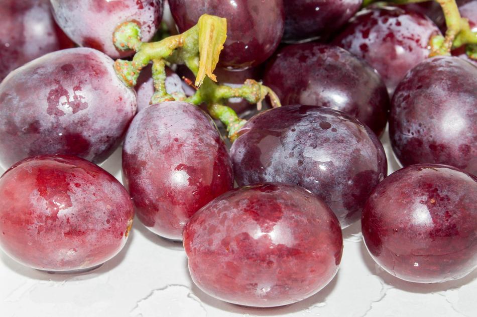 sweet healthy grapes