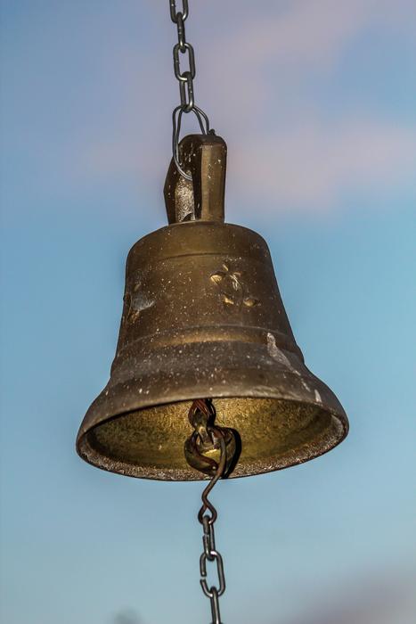 The golden bell is beautiful