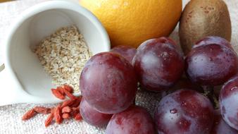 Sweet berries with oatmeal