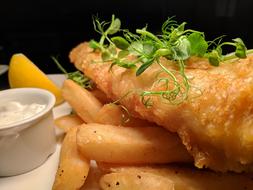 fish fillet with fries