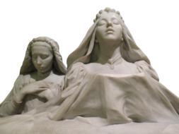 sculptures of unusual white women