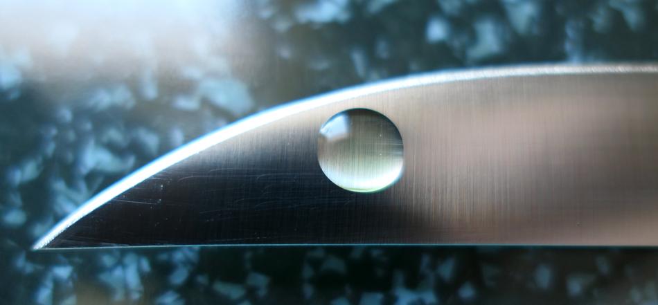 Knife Drip Water