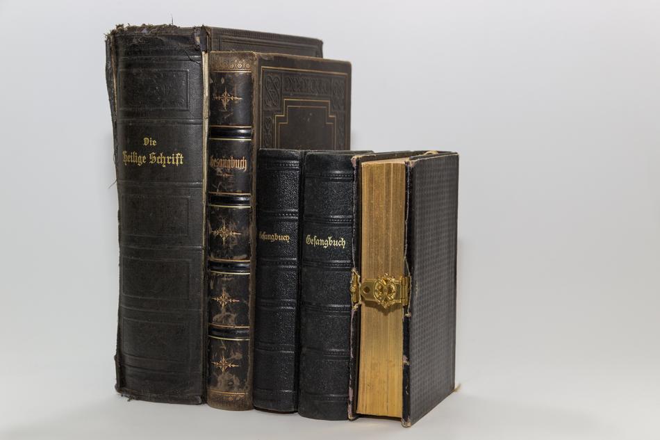 Bible Hymnal Old