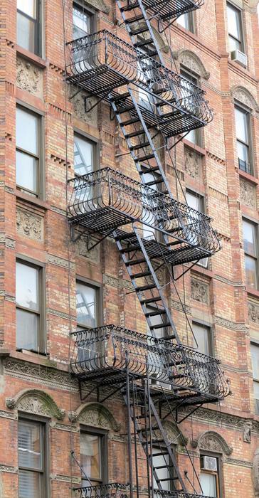 Building New York Manhattan Fire