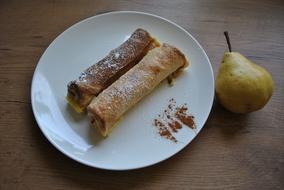 pear and sweet pancakes