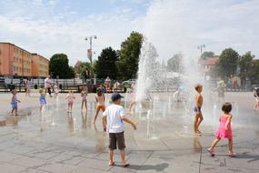 Kids Fountain Summer