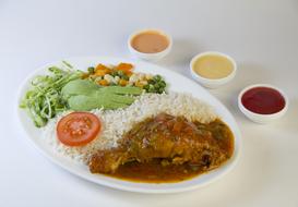 Fried chicken with rice and sauce