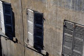 Window Shadow Wall