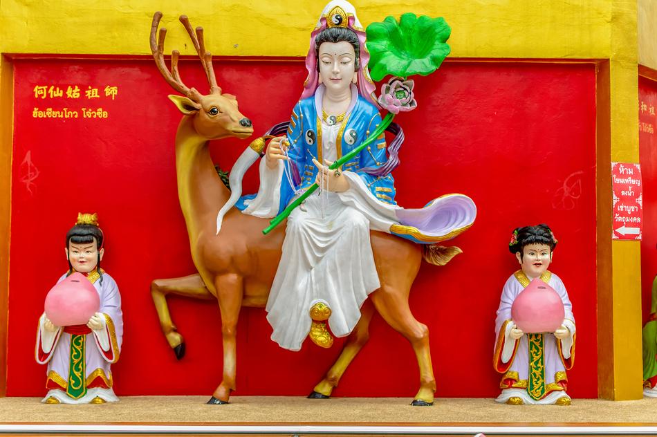 Chinese holiday people