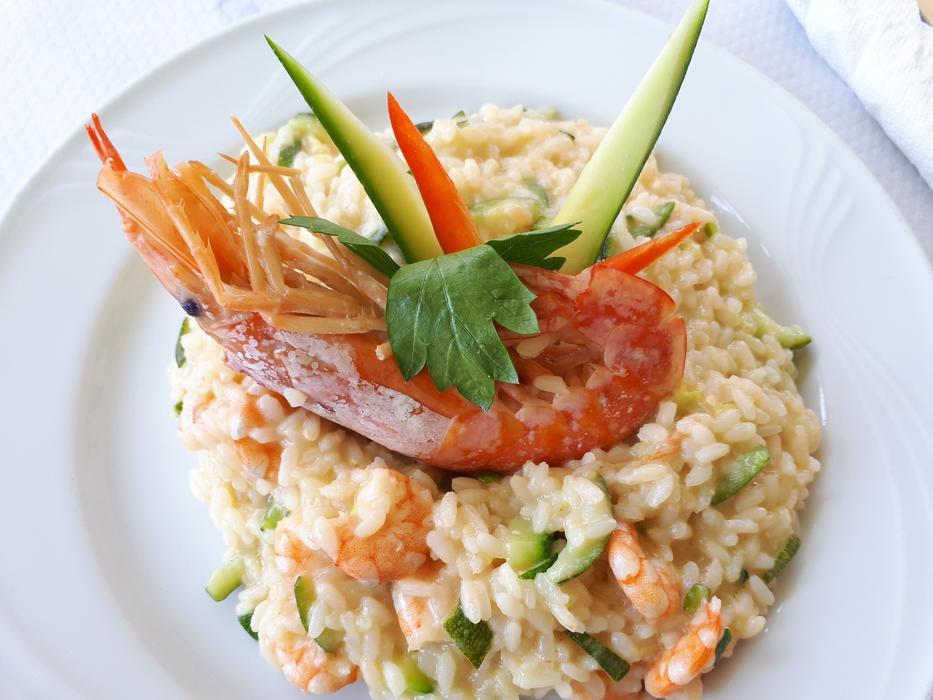 Rice with vegetables salad