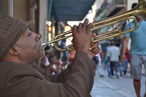 Musician on Cuba street