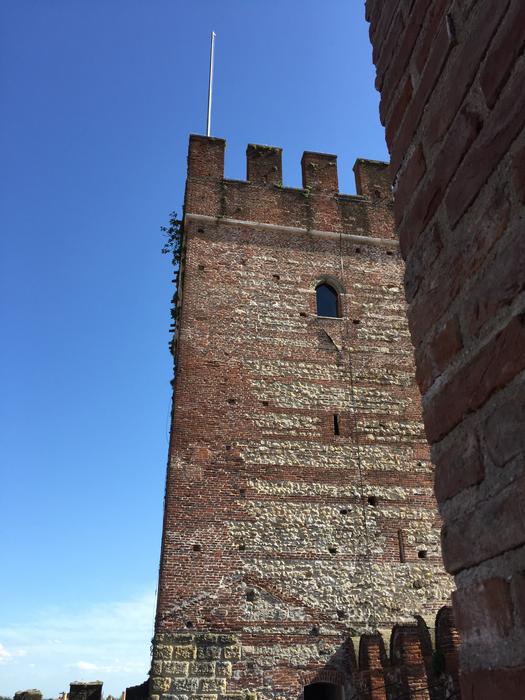 Torre Castle Sky