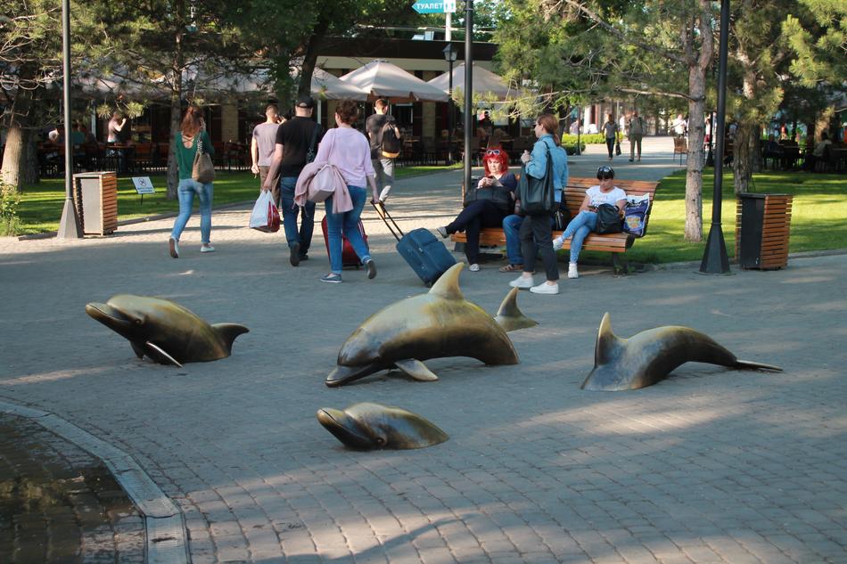 Sculpture Dolphins Asphalt