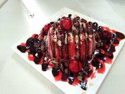 Chocolate dessert with strawberries