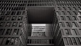 Building Black And White Geometry