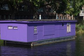 City Houseboat Boat