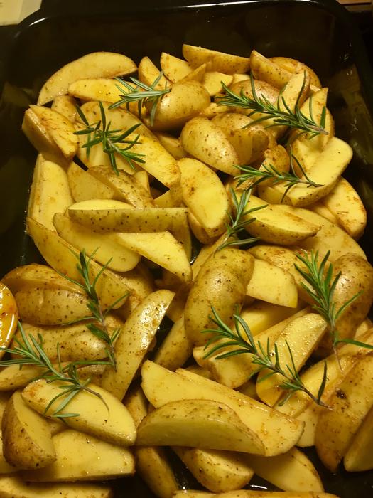 roast potatoes with herbs