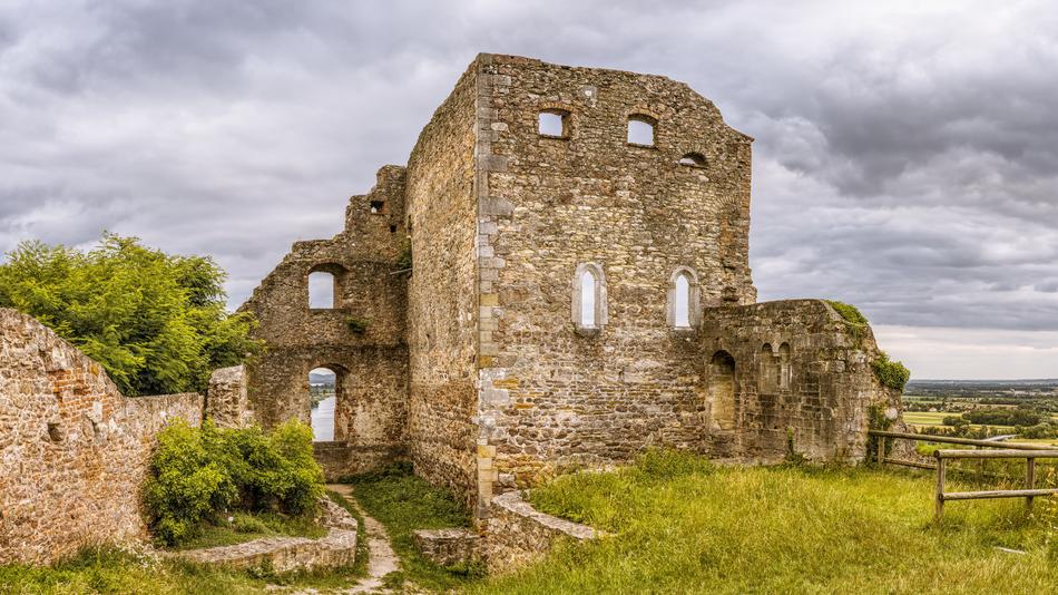 Burgruine Donaustauf Danube