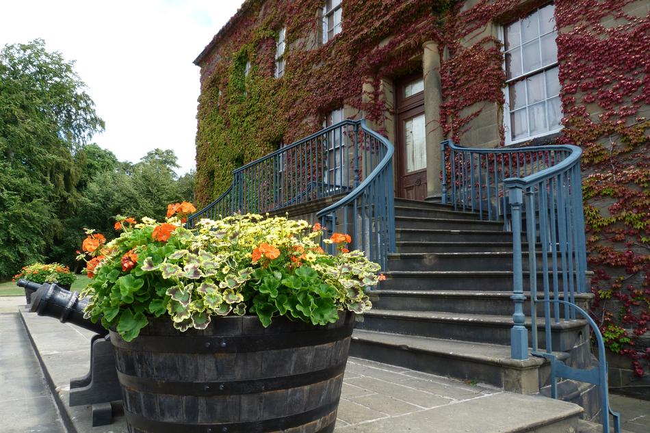 Erddig Architecture Barrel