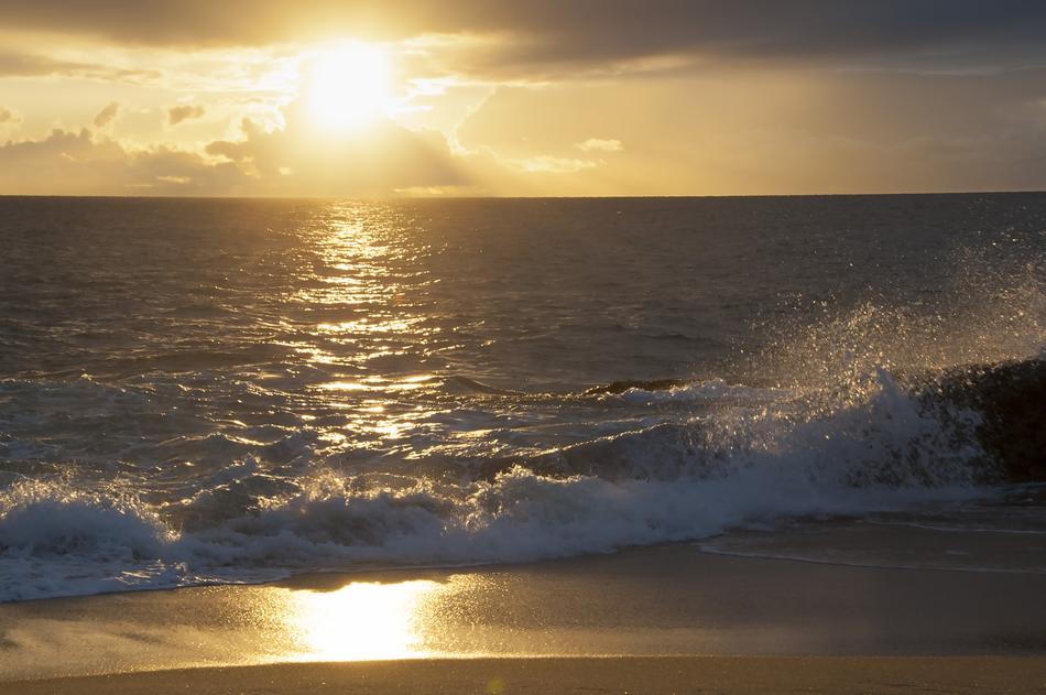 Ocean Waves Sunset