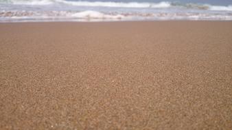 Focus Waves Sand