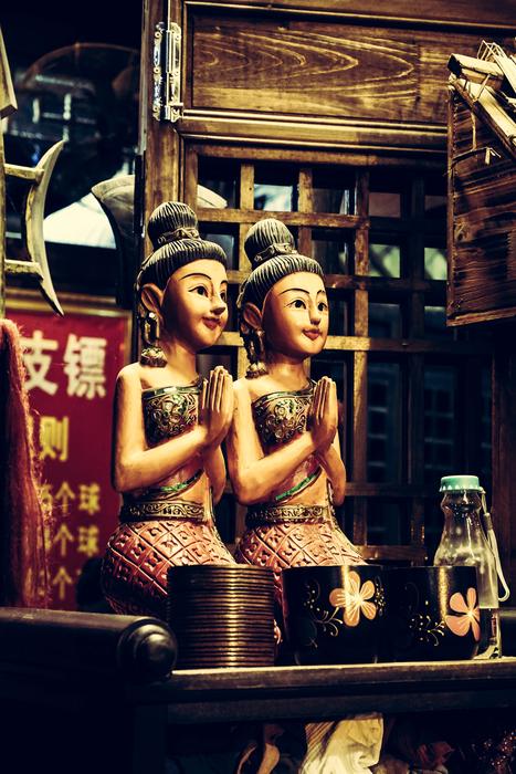 buddha sculpture dolls