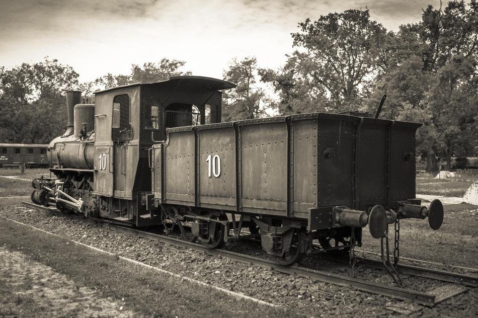 Train Museum Black