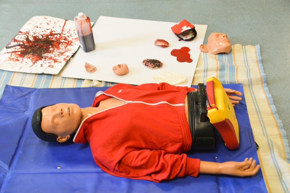 Mannequin Relief education