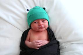 Newborn Frog Green