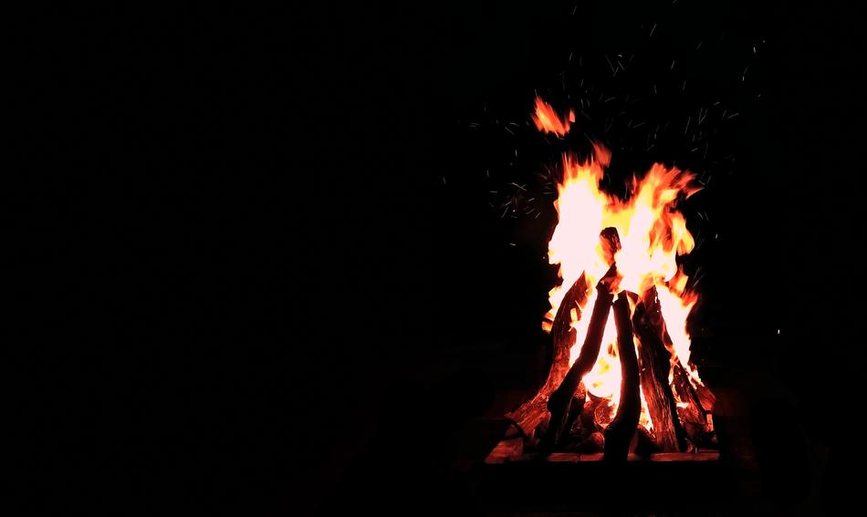 Camp Fire Camping