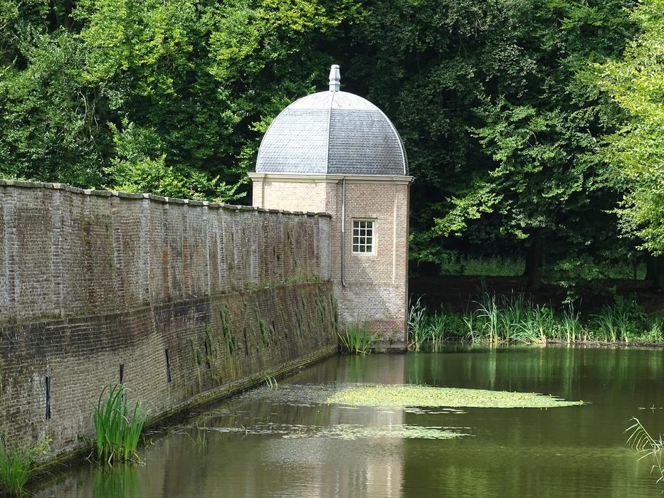 Castle Wall Building