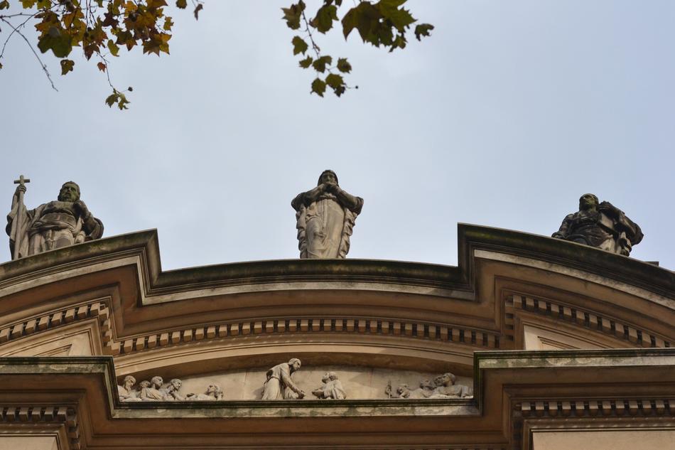 church sculpture architecture