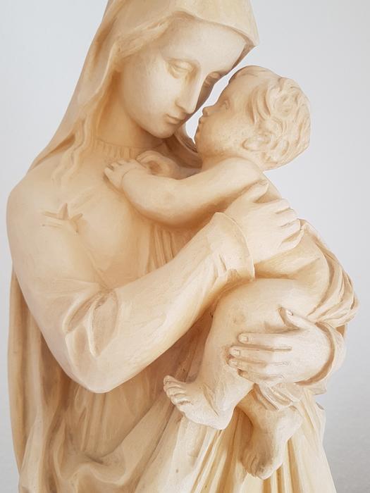 Maria Jesus Faith