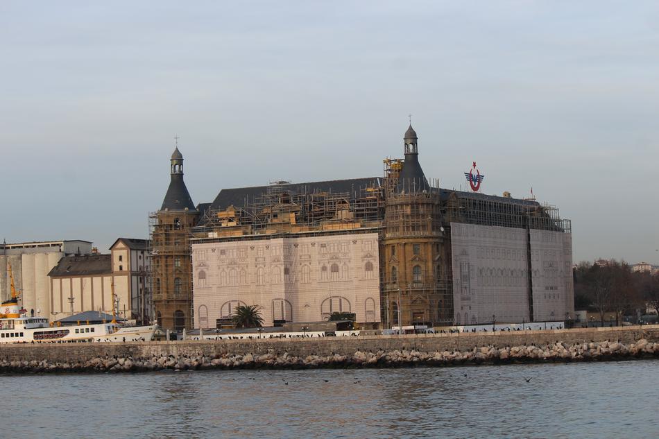 Haydarpaşa Station Train