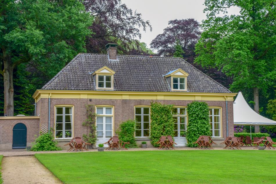 Castle Garden Building