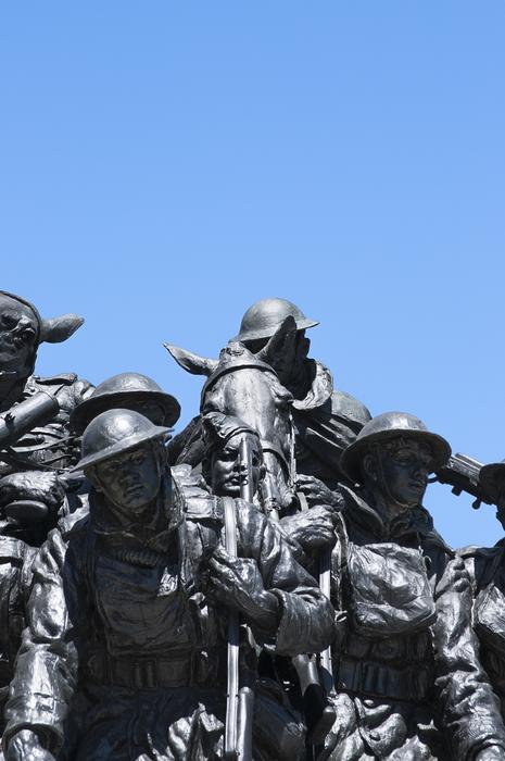 monument with soldiers