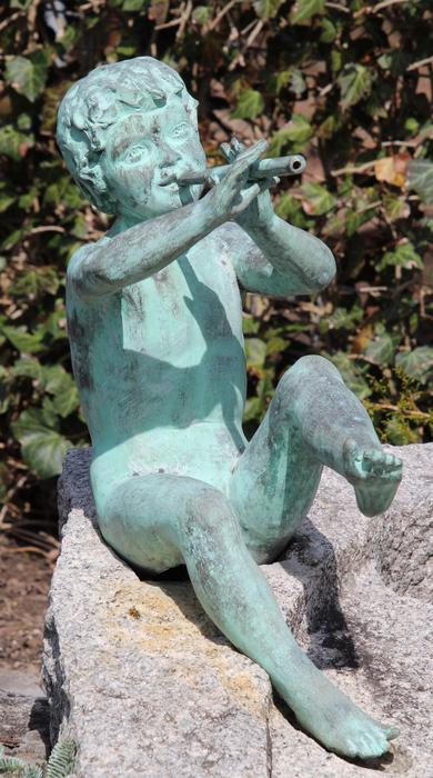 Boy Fountain Flute